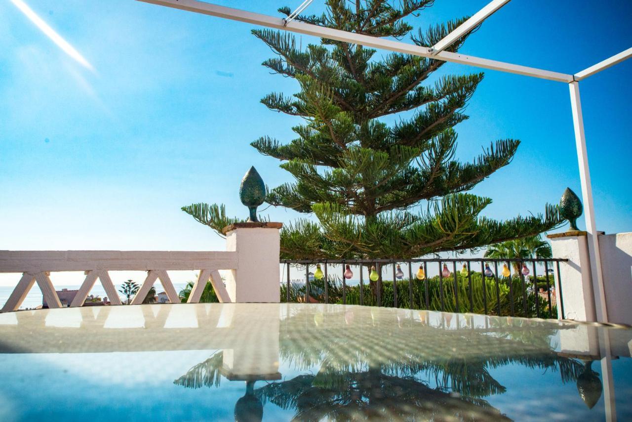 Atico Con Terraza - A 600 Metros De Playa La Carihuela - Piscina - Parking Gratis Lejlighed